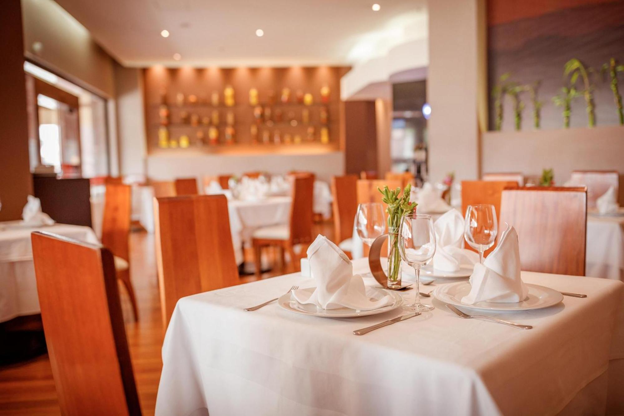 Sheraton Bogota Hotel Bagian luar foto