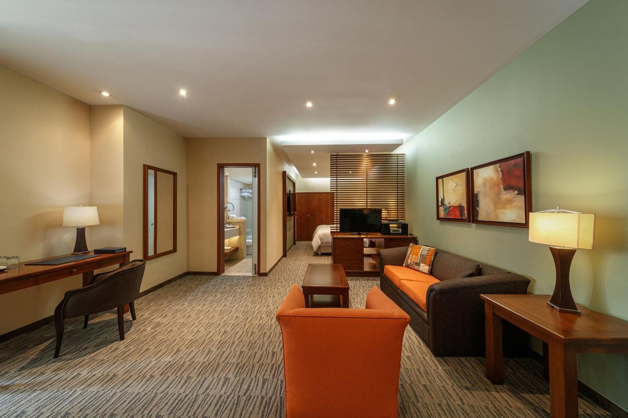 Sheraton Bogota Hotel Bagian luar foto